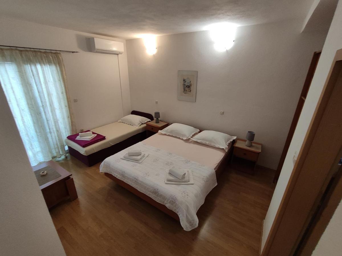 Apartments Jadranka มาคาร์สกา ภายนอก รูปภาพ