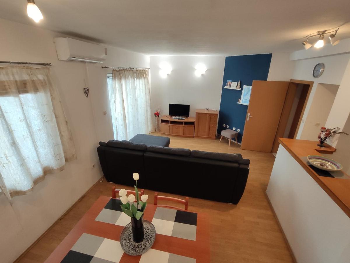 Apartments Jadranka มาคาร์สกา ภายนอก รูปภาพ