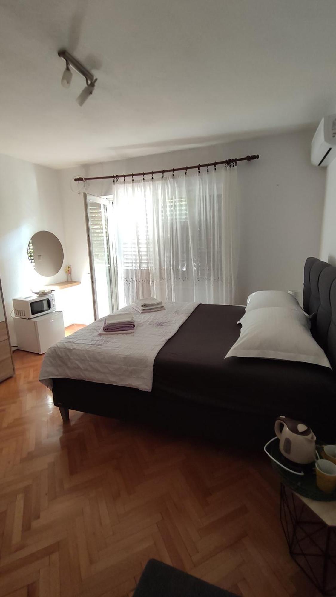 Apartments Jadranka มาคาร์สกา ภายนอก รูปภาพ